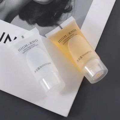 Luxury Disposable Hotel Bathroom Amenities Sets With Shampoo