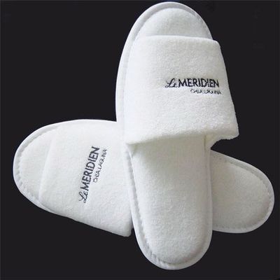 Luxury 4 Star Hotel White Disposable Embroidery Velvet Hotel Slippers